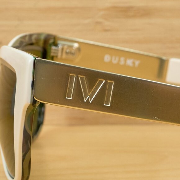 IVI Dusky Women's Sunglasses, DPM 03041-908, Green Gray Lens - Picture 4 of 9